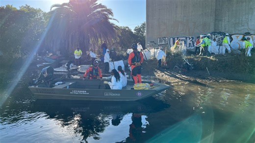 City to clear San Diego Riverbed homeless encampments
