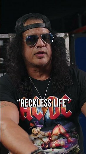 Our @Slash APH-2 and Slash 2.0 pickups are now available with Trembucker bridge pickup spacing!