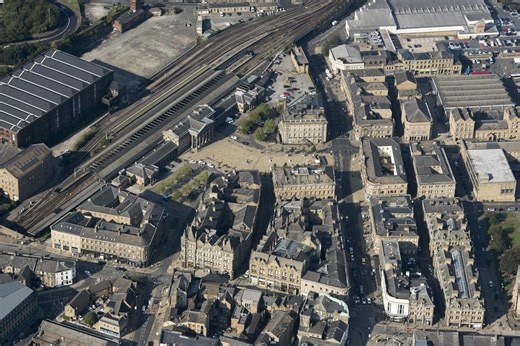 Huddersfield station closure to affect services towards Leeds, York, Bradford and Sheffield