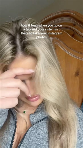 even worse…mom’s got an android🙃#sister #travel #girl