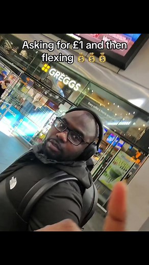 Man Asks for £1, Then Shows Off Cash