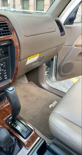 2000 Toyota 4Runner 27,000 miles . Quick interior video