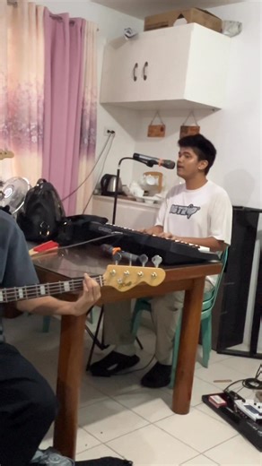 Say hello to our newest member Synthetic Dreams Band! Let’s make more music and memories together! #stringsandjourneymusicorganization Aisen Cymbals PH Rimshot Drumsticks | Strings and Journey Music Organization