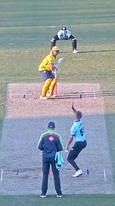 Last night, Sam Curran served a lesson in the art of death bowling! The all-rounder gave away just three runs, including a leg bye, and took the wicket of Ross Whiteley in the penultimate over – finishing with impressive figures of 4-0-28-1. 🤎 | #SurreyCricket | Surrey Cricket