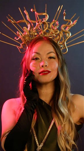 Making Medusa makeup for Halloween 🐍 #theolesia #halloweencostume #medusa