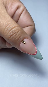 French con decoración navideña #nailart #nails | Karla Joanny