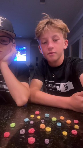 Emoney🙃 (@emoney.2025_)’s videos with original sound - Emoney🙃