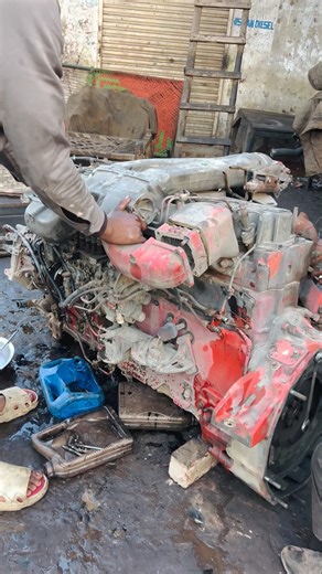 Dump Truck Diesel Engine Restoration