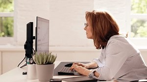 clip-3488978257-bad-posture-sitting-office-chair-computer-desk