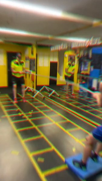 INERTIA WAVE ®️PRODUCTS INVENTED A COMPLETELY NEW MODALITY OF RESISTANCE PROFILES CALLED “Kinematics Resistance”. . 🚨It is the ability to disrupt equilibrium and create an unlimited amount of resistance in all directions, in any path of movement . Movements , like moving your hand through water, in endless directions. Because the resistance is uniquely dynamic and variable... . 🚨The Inertia Wave ®️ SOLO , DUO & STRONG integrates a local and global effect (core and superficial muscles) for a fu