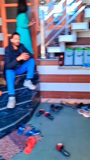 Farman Singer on Instagram