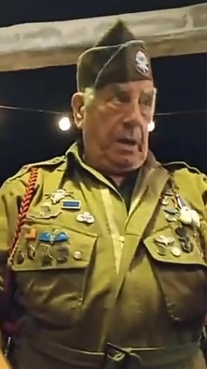 #tiktok #foryoupage #history #ww2 #veterans #usarmy #fyp A Ww2 Veteran Singing The Blood Upon The Riser