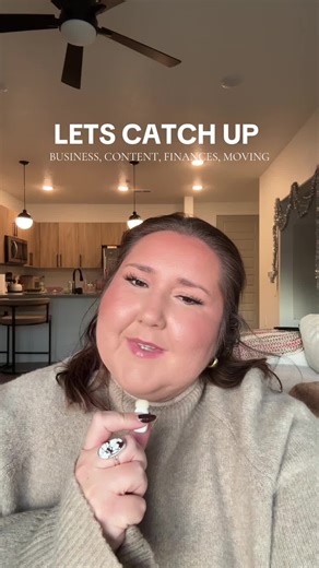 Lets catch up! Lots of questions on what im doing with my life right now and your guess is as good as mine! So much is in the air and were getting really close to my timeline on making a final decision. #letscatchup #facetimechat #unemployed #mylifeunemployed #startingoverat40 #livingalone #businessowner #femaleentrepreneur #corporatelife #corporategirlies #corporatemillennial