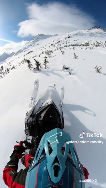 #jssleddinfilms #oxbowgear #snowmobilelife #backcountry #backcountrysnowmobiling #snowmobilevideos #polarissnowmobiles #rmkproslash #sleddersoftiktok #sledtok #backcountrysledder #snowmobile #snow #alpine #sledsoftiktok canada_life🇨🇦