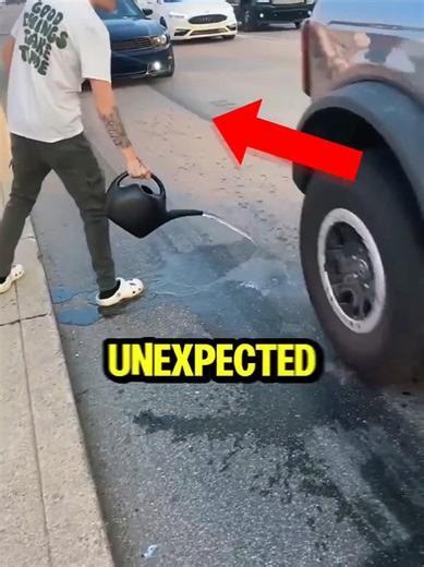 Mustang Couldn't Resist Showing Off With a Burnout #shorts #mustang #viral #car #usa