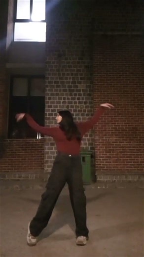 dc:me #handstomyself #selenagomez #dance