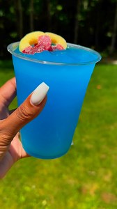 1.3M views · 34K reactions | THIS SPIKED CALYPSO SLUSHIE WAS MADE IN JUST 10-15 MINS USING MY Inoviva SLUSHIE MACHINE❤️‍ #slushies | Just Lex | Facebook