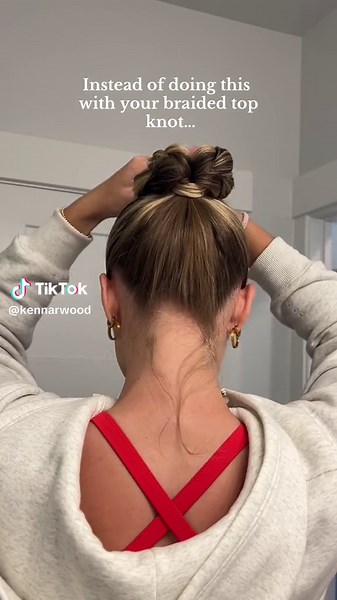 The double knots for me make it stick so far out and it falls out easier, so to get one that lays flatter against your head and is rounder try just one knot and criss crossing them in the back & wrap them around one knot! #braidedbun #buntutorial #braidstutorial #hairhacks