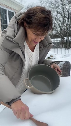How to Make Delicious Snow Ice Cream at Home