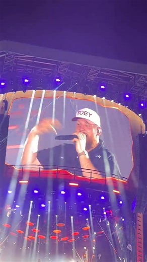 Ain’t No Love In Oklahoma - Live from Norman, Oklahoma! #lukecombs #mykindasaturdaynight #country #fyp #oklahoma