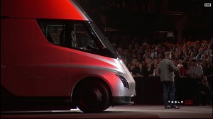 Tesla unveils new all-electric semi truck