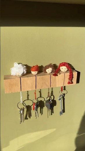 DIY Wall-Mounted Key Holder