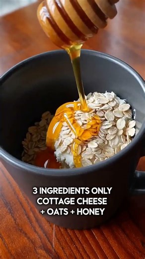 3 Ingredient Cottage Cheese Honey Oat Mug Cake — Lava Pull #yotubeshorts #recipe #explore