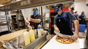 Workers are seeing higher wages as Springfield businesses struggle to hire amid labor shortage