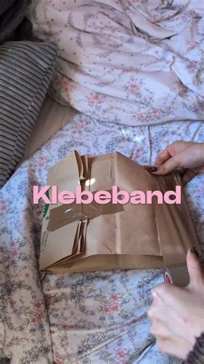 Packaging hack for selling clothes 📦👗🙂‍↕️✨ #knitting #lifehack #vinted #handmadewithlove