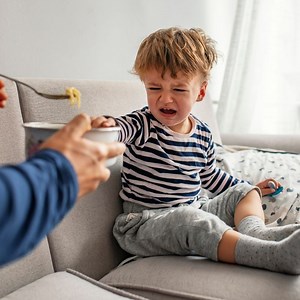 Tantrum vs Meltdown: Difference, Why They Happen,   When To Worry