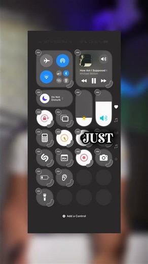 Here is how you can set a timer on your iphone in seconds #techtokwithdee #tips101 #youtubeshorts