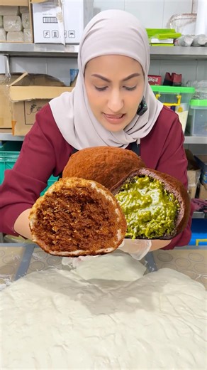 Why Dubai Chewy Lotus Bittersweet doesn't stick to teeth⁉️ #bittersweetbynajla