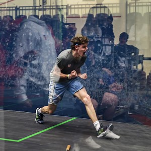 🙌 Three months to go until the WSF World Junior Squash Championships! https://wsfworldjuniors.com Throwing back to this moment from last year's championships in Melbourne, when USA's Hollis Robertson stunned defending champion Rowan Damming to reach the last eight. Will US SQUASH have more success on home court this year at Houston Squash Club? 🗓 12-23 July 🗺 Houston, Texas 📺 WORLDSQUASH.TV and partner channels | World Squash Federation