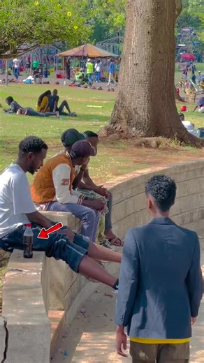 Mo pranks funny public prank