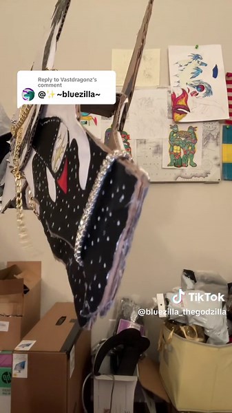 Replying to @Vastdragonz your welcome🤣