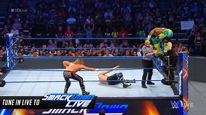 546K views · 2.4K reactions | The New Day is back at FULL STRENGTH on WWE SmackDown Live, and Xavier Woods is LOVIN' IT! | WWE | Facebook