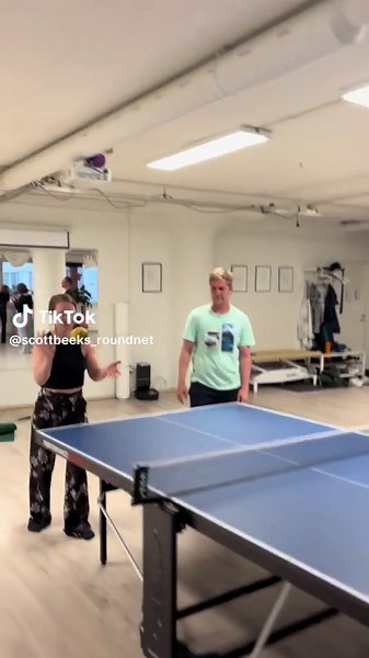 ScottBeeks_Roundnet na TikTok
