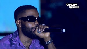 Impossible de résister au charme de Ya Levis qui nous hypnotise avec sa voix 😍 #FestivalWeLoveYa | CANAL Afrique