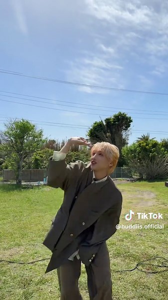 LÖVE ME🕺 #LÖVEME #BUDDiiS気になるのに #FUMIYA @スポイト😋29