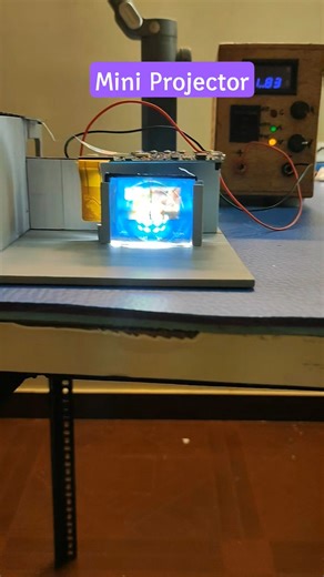 How to make a mini projector at home