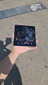 Look at the crease control in the hot sun at noon in Yunnan. Isn't it good enough? The machine was activated and used on November 5th. #Samsung #Digital Technology | Trendy Tech Review