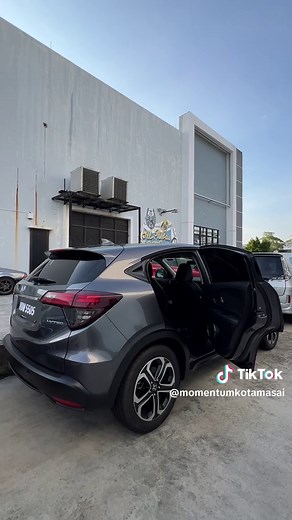 Honda HRV 1.8 V 2019 TEKAN LINK @ BIO Ayu : 0167580609 Vincent : 0127514779 Ina : 0167156447 Amat: 0187725331 📍 Lokasi showroom: Momentum Motors, Kota Masai, Johor (10am - 6pm) #keretaterpakai #usedcar #usedcardealer #momentummotorskotamasai #momentummotorssdnbhd #reviewkereta #fyp #fyppppppppppppppppppppppp