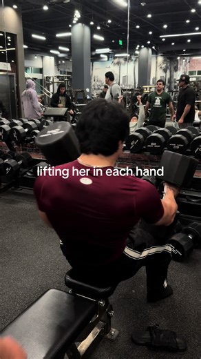 Bodyweight Lifting Techniques for Couples in the Gym