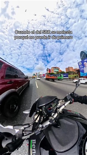 ＤＲ- Motero on Instagram: "Jajajaaj sorry 🤣 #beralover #sbr #rk6 #benelli #caracas"