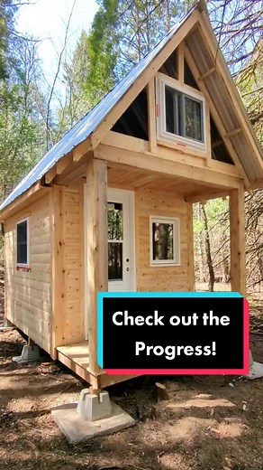 The outside is almost done!! It's looking great!! That siding is awesome! #ecofriendly #homestead #homesteading #outdoors #outdoorlife #farmlife #outdoorfun #cabin #tinyhome #inthewoods #tinyhouse #family #cedar