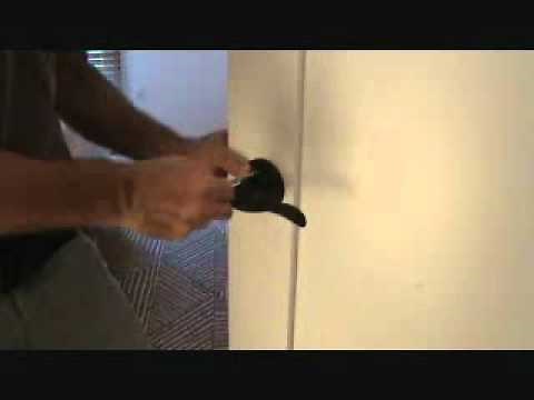 How to remove an entry style door lock