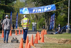 Students Compete in NASA’s 2025 Rover Challenge