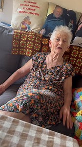 la luigina ha tutti i vestiti da sistemare | Nonna Luigina