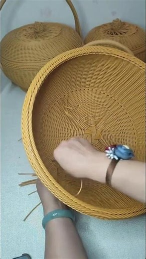 Master Hand Weaving from Scratch: Easy Step-by-Step Guide