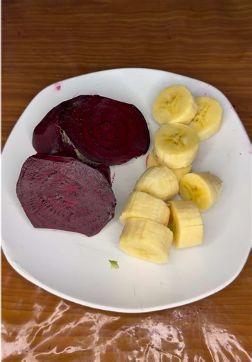 Beneficios de la remolacha y banano para el dolor